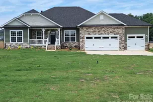 104 Swan Pk Ln, Statesville, NC 28625 - Photo 1