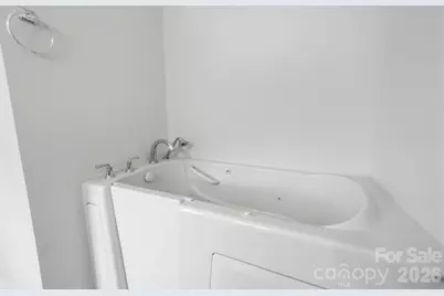 138 Lone Eagle Lane, Hendersonville, NC 28739 - Photo 20