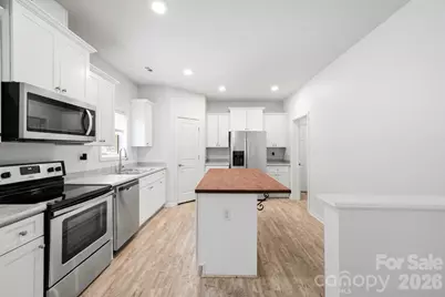 138 Lone Eagle Lane, Hendersonville, NC 28739 - Photo 6