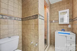 742 N Mulberry St, Statesville, NC 28677 - Photo 12