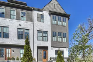 2428 Runnymede Ln, Charlotte, NC 28209 - Photo 2