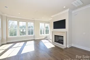 2428 Runnymede Ln, Charlotte, NC 28209 - Photo 18