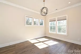 2428 Runnymede Ln, Charlotte, NC 28209 - Photo 6