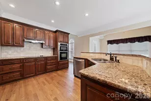 8933 Vickery Ln, Harrisburg, NC 28075 - Photo 14