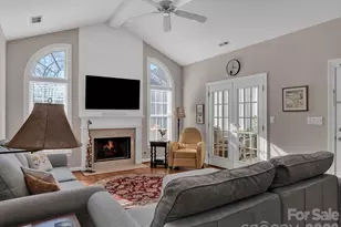 8278 Windsor Ridge Dr, Charlotte, NC 28277 - Photo 8