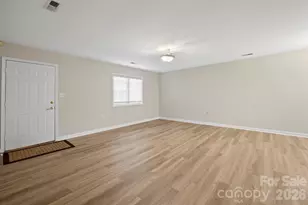 505 2nd St Pl NE, Conover, NC 28613 - Photo 6