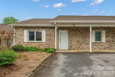 505 2nd Street Place NE #B2, Conover, NC 28613 - Photo 2