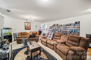 1103 Keener Creek Rd, Charlotte, NC 28216 - Photo 6