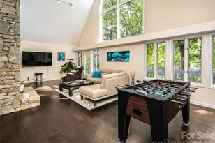 363 Rickel Dr, Hendersonville, NC 28739 - Photo 4