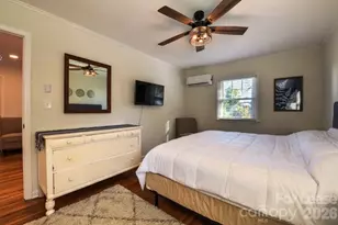 2631 Vail Ave, Charlotte, NC 28207 - Photo 4