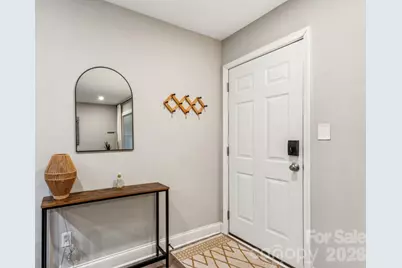 2000 Patio Court #119, Charlotte, NC 28205 - Photo 6