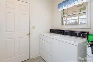 120 Burge Mountain Rd, Hendersonville, NC 28792 - Photo 20