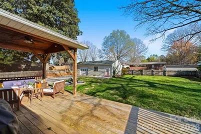 904 15th Street NW, Conover, NC 28613 - Photo 10