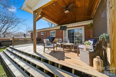 904 15th Street NW, Conover, NC 28613 - Photo 8