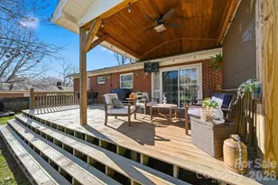 904 15th St NW, Conover, NC 28613 - Photo 8