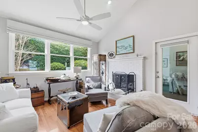 19986 Oak Leaf Circle, Cornelius, NC 28031 - Photo 8