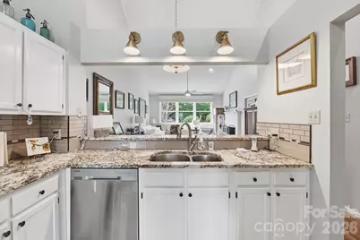 19986 Oak Leaf Circle, Cornelius, NC 28031 - Photo 14