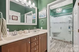 19986 Oak Leaf Cir, Cornelius, NC 28031 - Photo 18