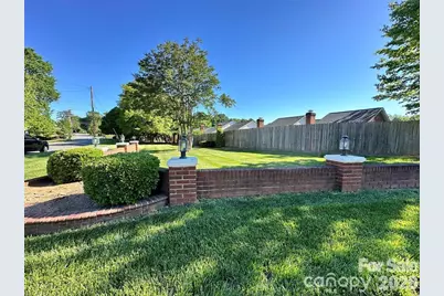 19986 Oak Leaf Circle, Cornelius, NC 28031 - Photo 32