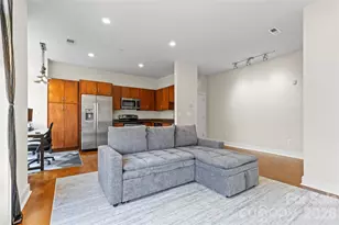 300 Magnolia Ave, Charlotte, NC 28203 - Photo 8