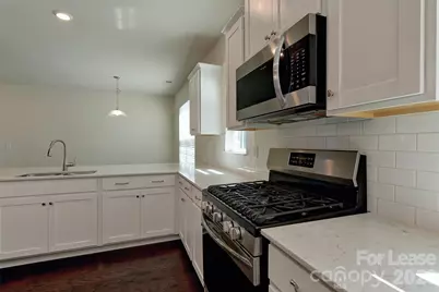 8017 Cornhill Avenue, Charlotte, NC 28277 - Photo 14