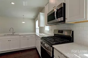 8017 Cornhill Ave, Charlotte, NC 28277 - Photo 14