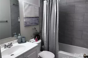 306 Orchard Trace Ln, Charlotte, NC 28213 - Photo 6