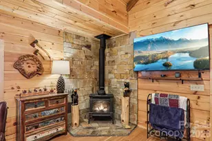 125 Upward Way, Waynesville, NC 28785 - Photo 2