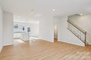 211 Vanguard Ln, Cramerton, NC 28032 - Photo 14