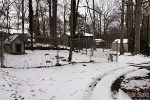 6417 Holly Knoll Dr, Charlotte, NC 28227 - Photo 16