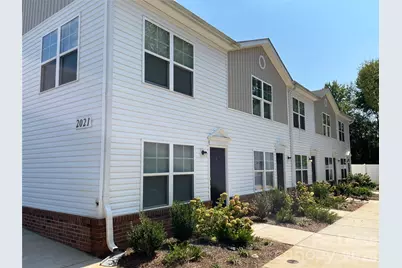 2021 Oakdale Road #K, Charlotte, NC 28216 - Photo 1