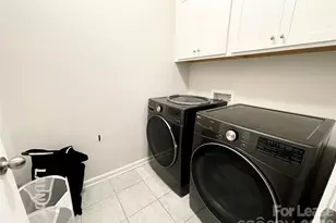 9033 Buckley Ct, Charlotte, NC 28269 - Photo 12