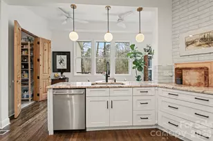 440 Bubbling Well Rd, Matthews, NC 28105 - Photo 10