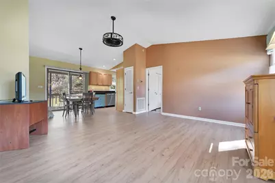 118 Resada Drive, Brevard, NC 28712 - Photo 6