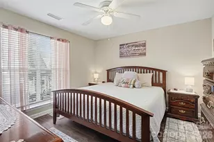 37 Hamiltons Harbor Dr, Clover, SC 29710 - Photo 4