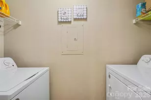 37 Hamiltons Harbor Dr, Clover, SC 29710 - Photo 18