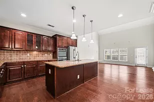 5623 Triveny Rd, Charlotte, NC 28226 - Photo 6