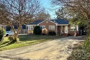 310 Hollis Rd, Charlotte, NC 28209 - Photo 2