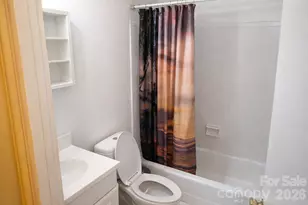 310 Hollis Rd, Charlotte, NC 28209 - Photo 26