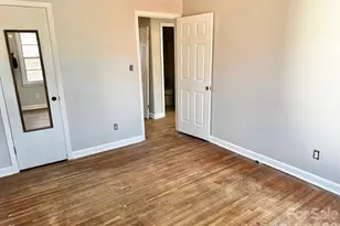 310 Hollis Rd, Charlotte, NC 28209 - Photo 14