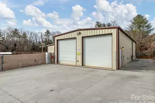 15 Gill St, Asheville, NC 28805 - Photo 1