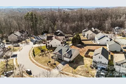 8227 Four Sisters Lane, Charlotte, NC 28215 - Photo 34