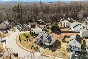 8227 4 Sisters Ln, Charlotte, NC 28215 - Photo 34