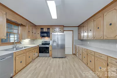 1003 Chesterfield Avenue, Lancaster, SC 29720 - Photo 24