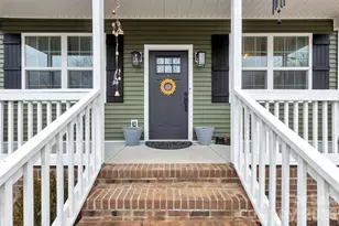 549 Castlewood Cir, Rock Hill, SC 29730 - Photo 2