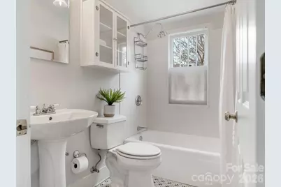 849 Henley Place, Charlotte, NC 28207 - Photo 18