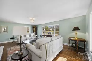 1419 Stoneyridge Dr, Charlotte, NC 28214 - Photo 4