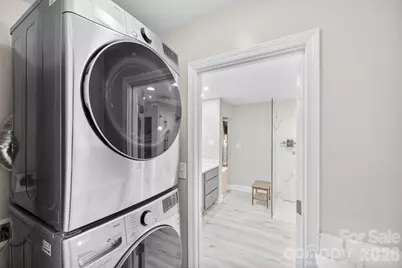 1419 Stoneyridge Drive, Charlotte, NC 28214 - Photo 24