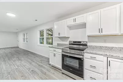 530 11th Street Place SW, Hickory, NC 28602 - Photo 12