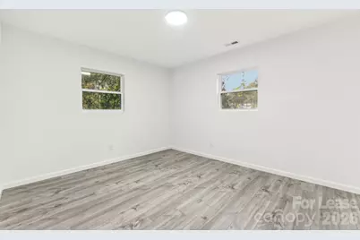 530 11th Street Place SW, Hickory, NC 28602 - Photo 16